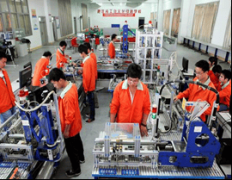 <b>级竞赛一等11项、省部级项200余项；以厚植爱国从</b>